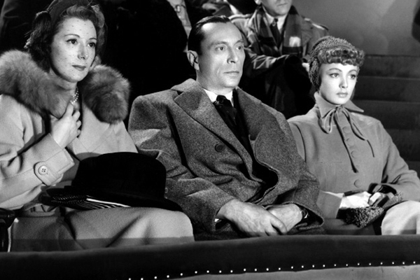 amoureux-sont-seuls-au-monde_600x400