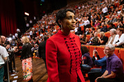 <span style='display:inline-block; background-color:#DF071E; width: 100%;padding:5px;'>Imany</span>