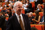 <span style='display:inline-block; background-color:#DF071E; width: 100%;padding:5px;'>Philippe Le Guay</span>