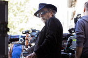 <span style='display:inline-block; background-color:#DF071E; width: 100%;padding:5px;'>Tim Burton</span>