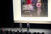 <span style='display:inline-block; background-color:#DF071E; width: 100%;padding:5px;'>Jean-Claude Raspiengeas (journaliste et critique de cinéma, ambassadeur Lumière 2024)</span>