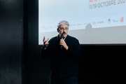 <span style='display:inline-block; background-color:#DF071E; width: 100%;padding:5px;'>Anthony Bobeau (distributeur cinéma)</span>