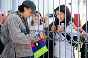 <span style='display:inline-block; background-color:#DF071E; width: 100%;padding:5px;'>Orelsan</span>
