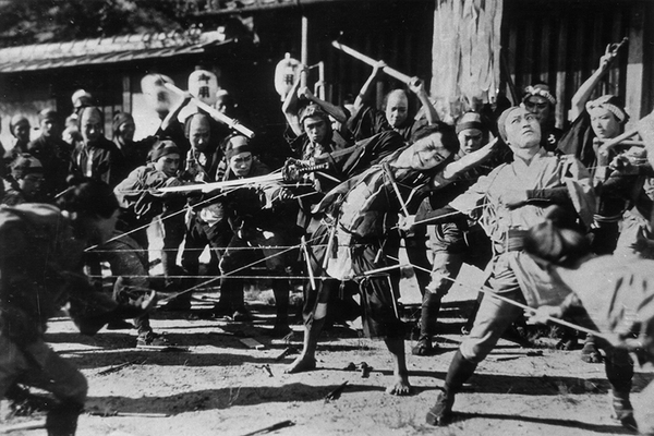 OROCHI-c-Matsuda-Film-Productions-NetB