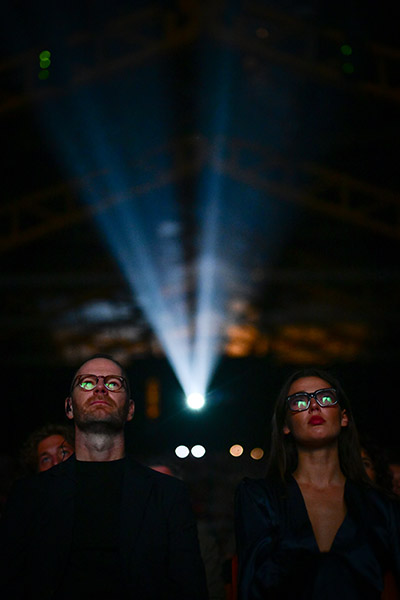 <span style='display:inline-block; background-color:#DF071E; width: 100%;padding:5px;'>Les invités du festival 2025</span>