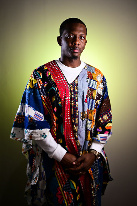 <span style='display:inline-block; background-color:#DF071E; width: 100%;padding:5px;'>Sidy Mahama Johnson Traoré (fils du cinéaste)</span>