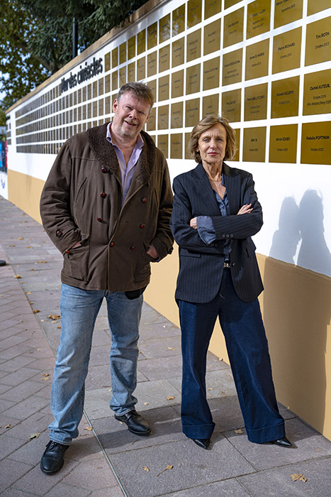 <span style='display:inline-block; background-color:#DF071E; width: 100%;padding:5px;'>Frédéric Bonnaud (Cinémathèque française) et Agnès Chauveau (INA)</span>