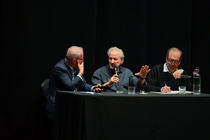 <span style='display:inline-block; background-color:#DF071E; width: 100%;padding:5px;'>MASTER CLASS Rencontre avec Michael Mann</span>