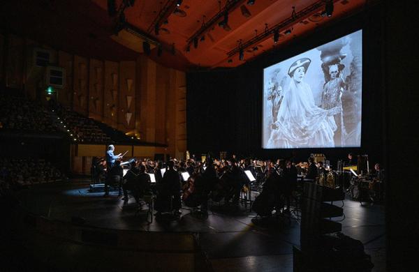 CINÉ-CONCERT Metropolis 